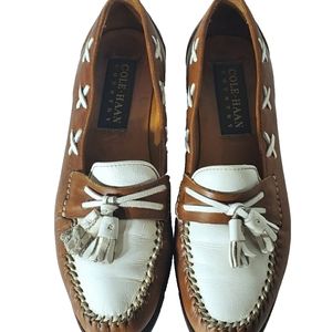 Cole Haan Leather Tassel Loafer, size 5.5M
